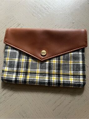 Ipsy Glam Bag September 2021 Back To Plaid Envelope Snap Makeup Cosmetic Bag